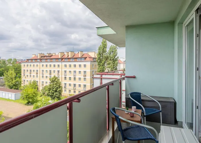 Air-conditioned Near Lazienki Park With Parking By Renters *
